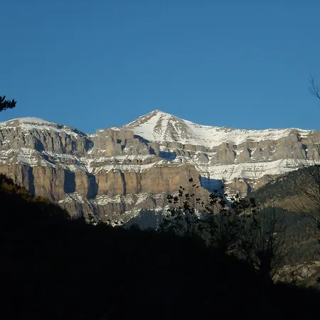 Landhuis Basajarau *